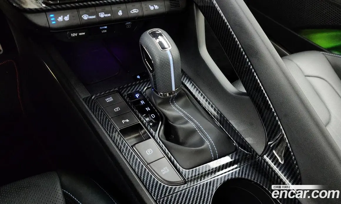 Hyundai Avante 2024 2.0 автомат (гидро), фото 12