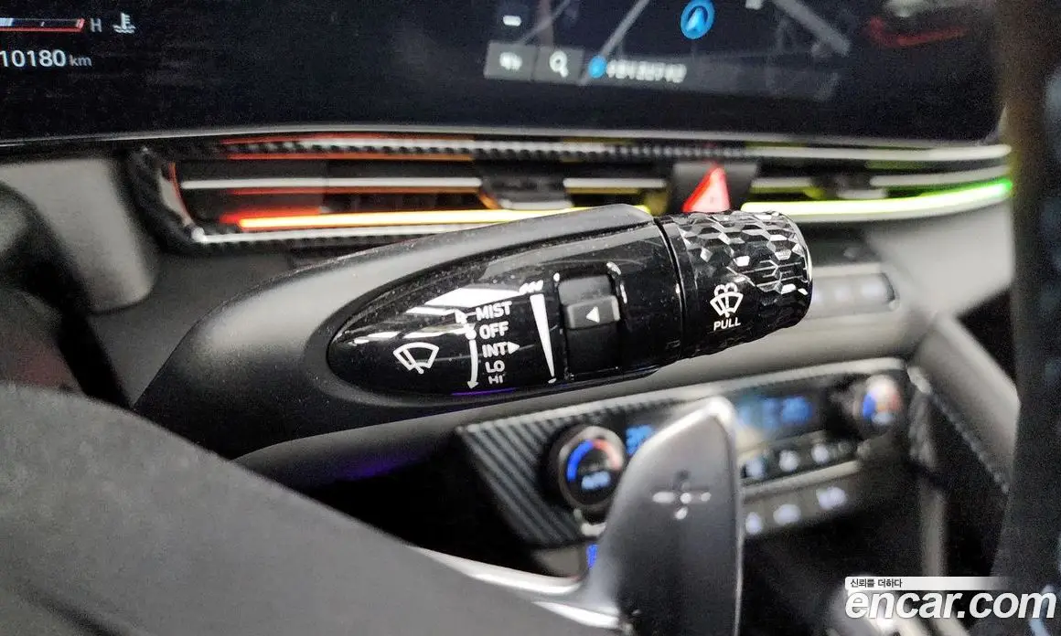 Hyundai Avante 2024 2.0 автомат (гидро), фото 28