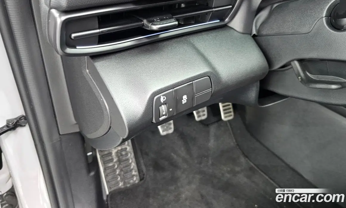 Hyundai Avante 2024 2.0 механика, фото 26