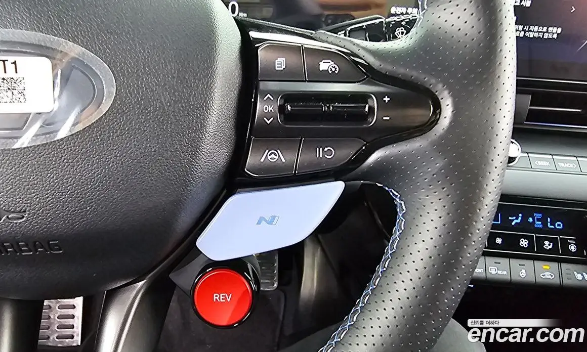 Hyundai Avante 2024 2.0 механика, фото 30
