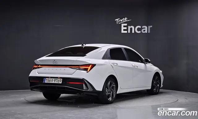 Hyundai Avante 2024 1.6 автомат (гидро), миниатюра 2
