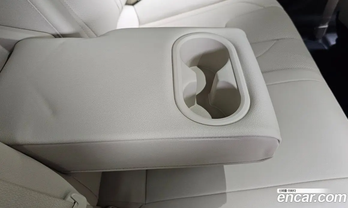 Hyundai Avante 2024 1.6 автомат (гидро), фото 31