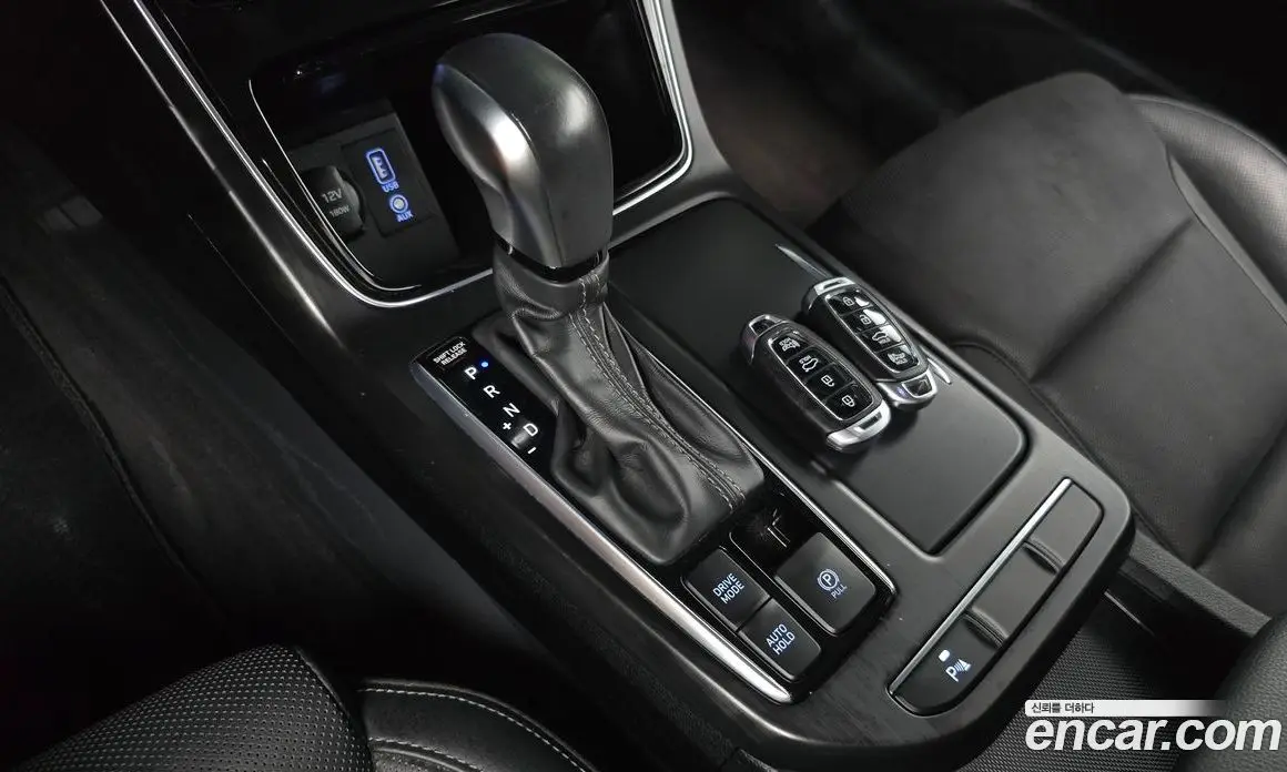 Hyundai Grandeur 2017 2.4 автомат (гидро), фото 11