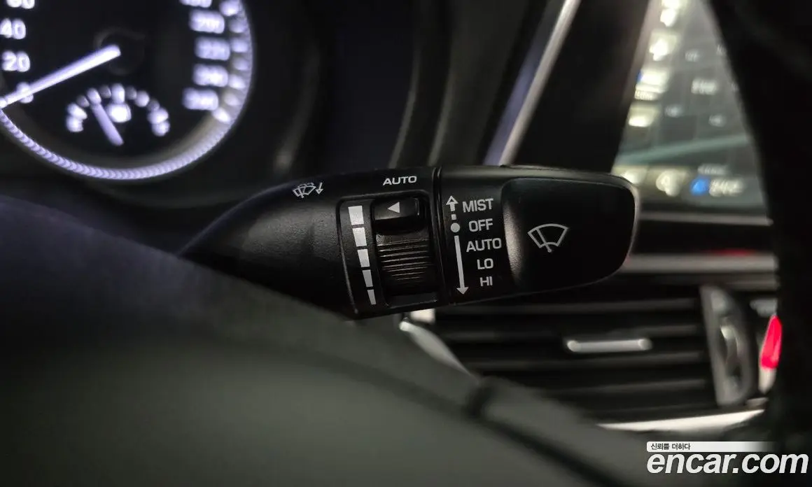 Hyundai Grandeur 2017 2.4 автомат (гидро), фото 25