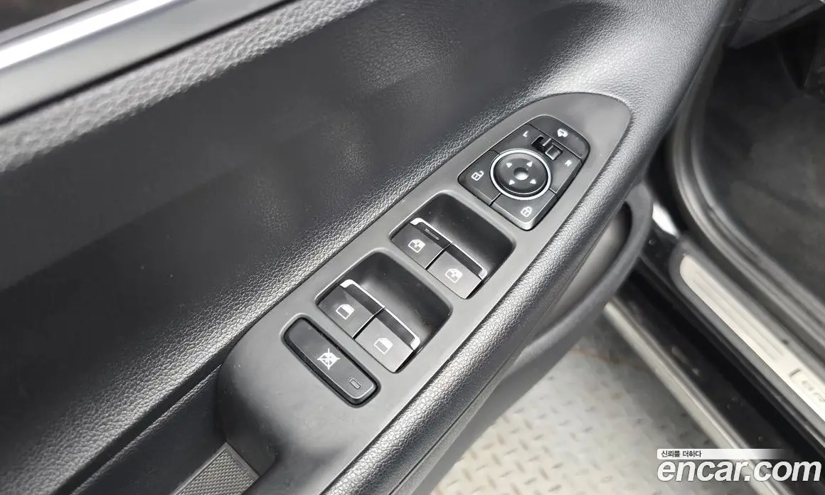 Hyundai Grandeur 2017 2.4 автомат (гидро), фото 27