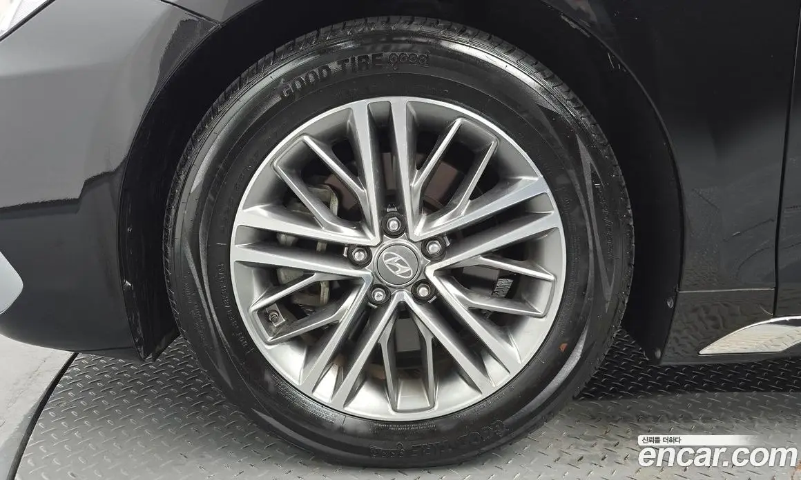Hyundai Grandeur 2017 2.4 автомат (гидро), фото 4