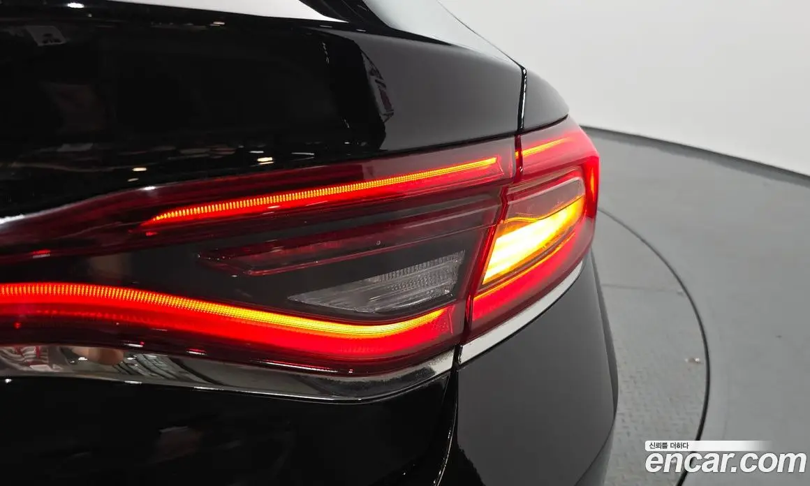 Hyundai Grandeur 2017 2.4 автомат (гидро), фото 8