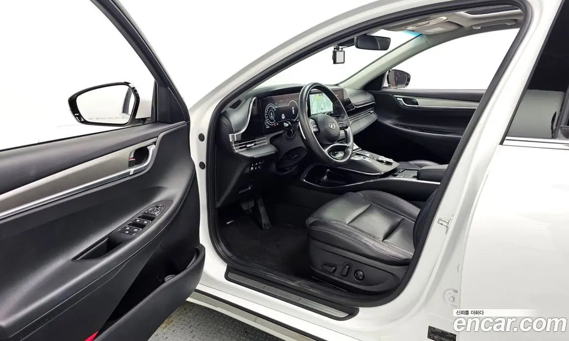 Hyundai Grandeur 2022 2.5 автомат (гидро), фото 13