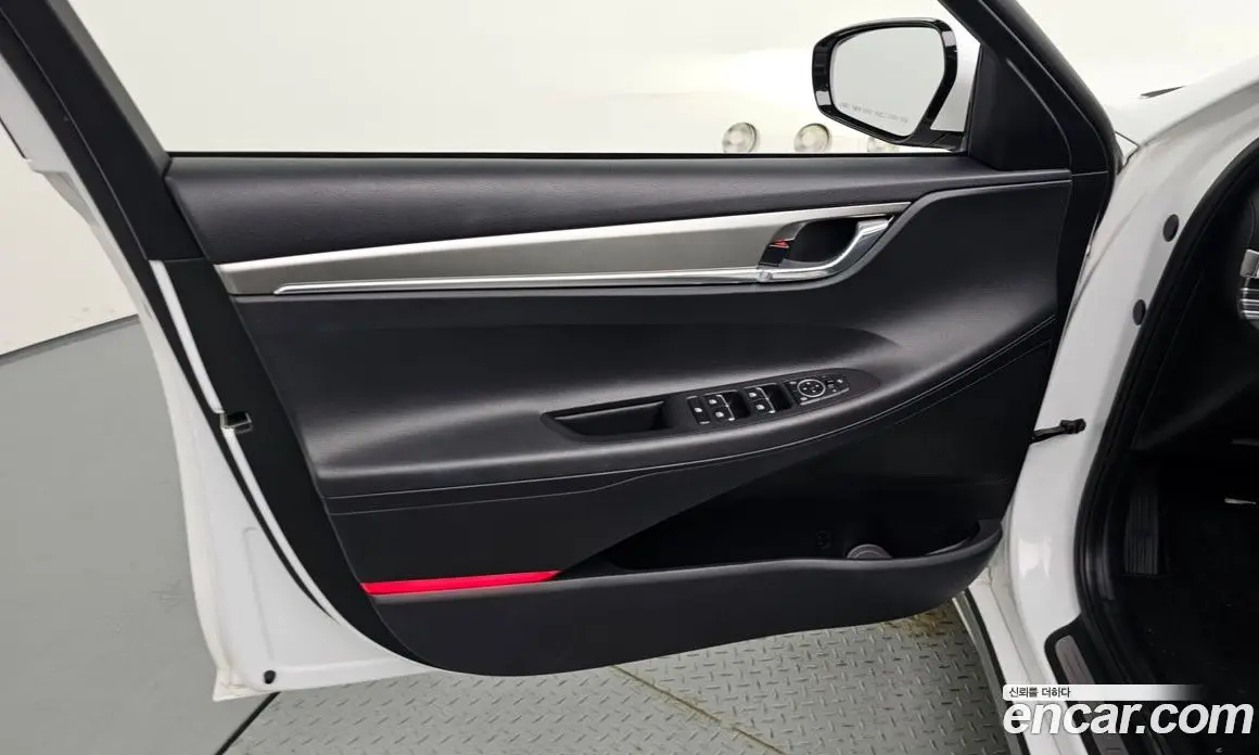Hyundai Grandeur 2022 2.5 автомат (гидро), фото 14