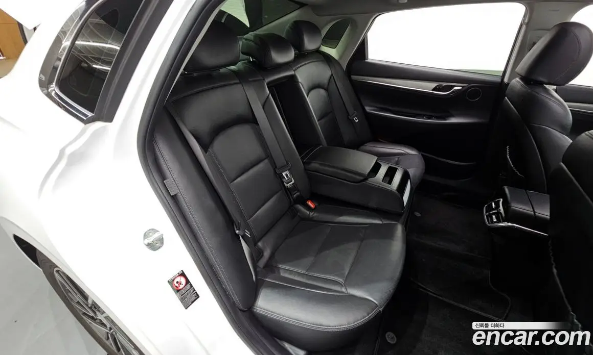Hyundai Grandeur 2022 2.5 автомат (гидро), фото 17
