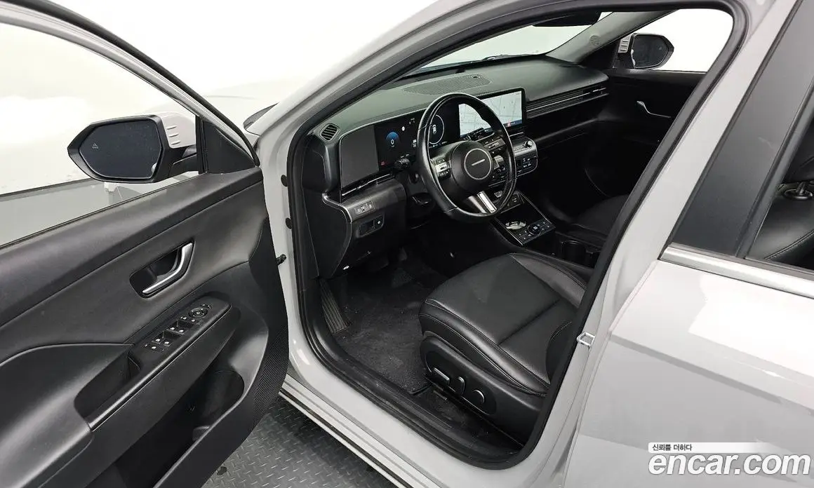 Hyundai Kona 2023 0.2 автомат (гидро), фото 12