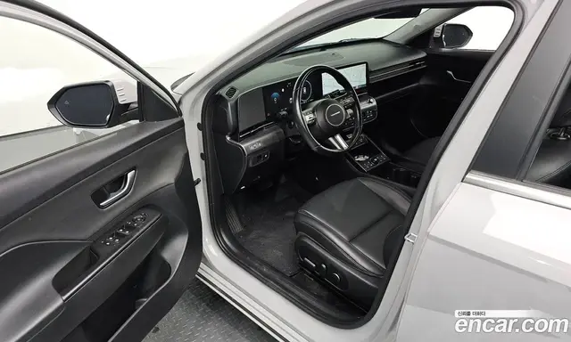Hyundai Kona 2023 0.2 автомат (гидро), миниатюра 12