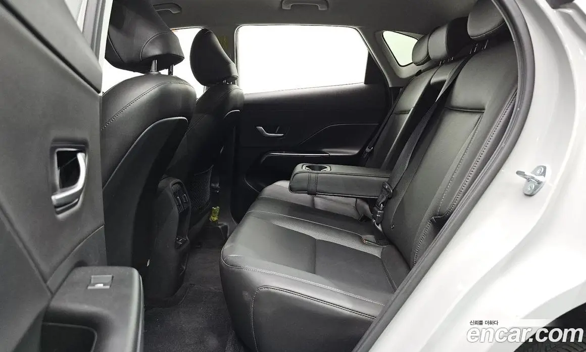 Hyundai Kona 2023 0.2 автомат (гидро), фото 16