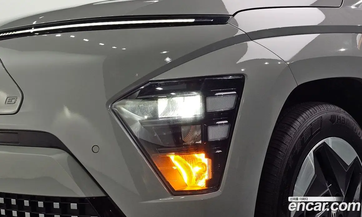 Hyundai Kona 2023 0.2 автомат (гидро), фото 7