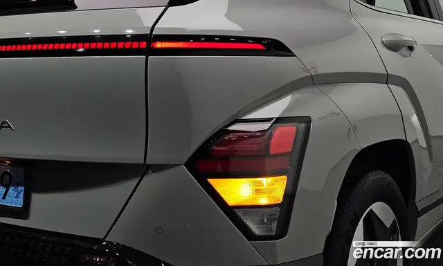 Hyundai Kona 2023 0.2 автомат (гидро), миниатюра 8