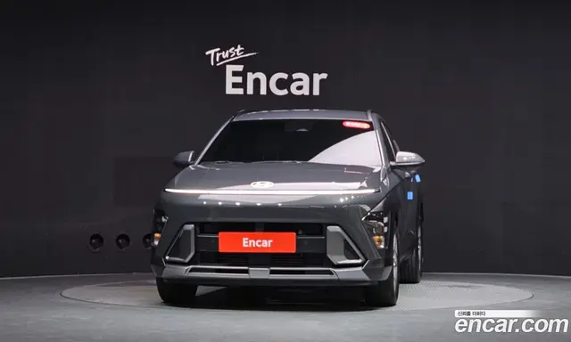 Hyundai Kona 2023 1.6 автомат (гидро), миниатюра 2