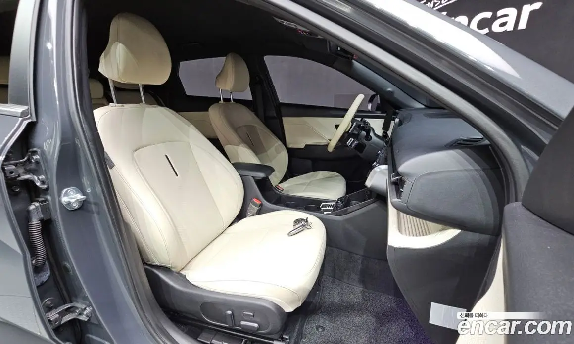 Hyundai Kona 2023 1.6 автомат (гидро), фото 15