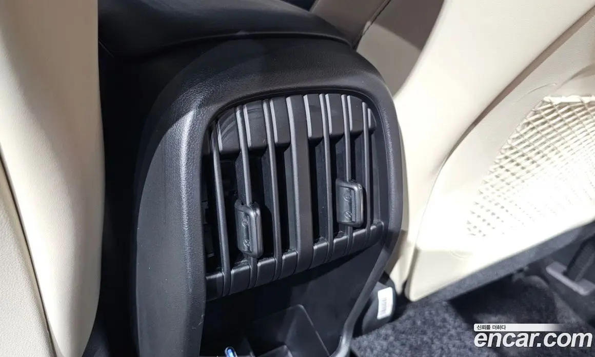 Hyundai Kona 2023 1.6 автомат (гидро), фото 26