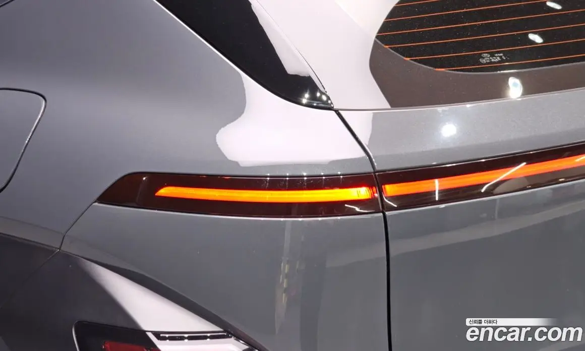 Hyundai Kona 2023 1.6 автомат (гидро), фото 8