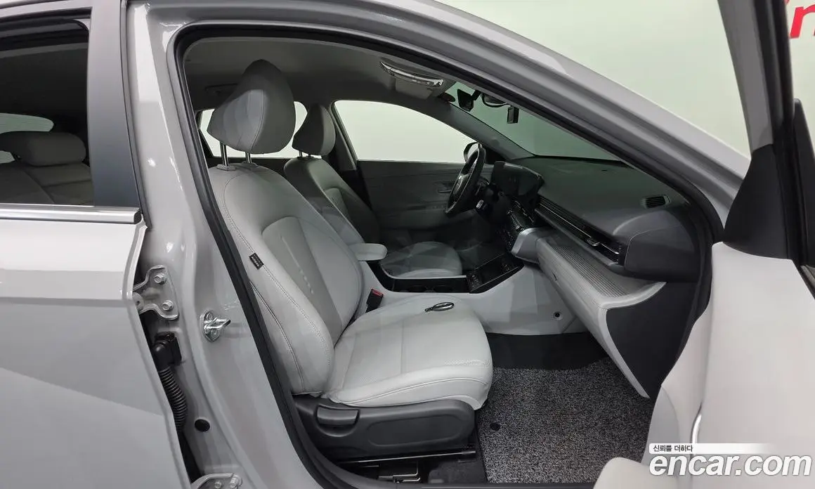 Hyundai Kona 2024 2.0 автомат (гидро), фото 13