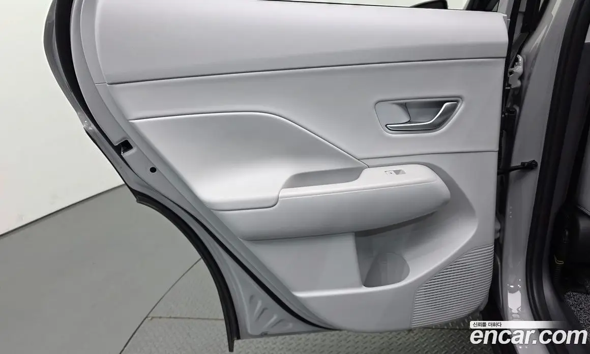 Hyundai Kona 2024 2.0 автомат (гидро), фото 15