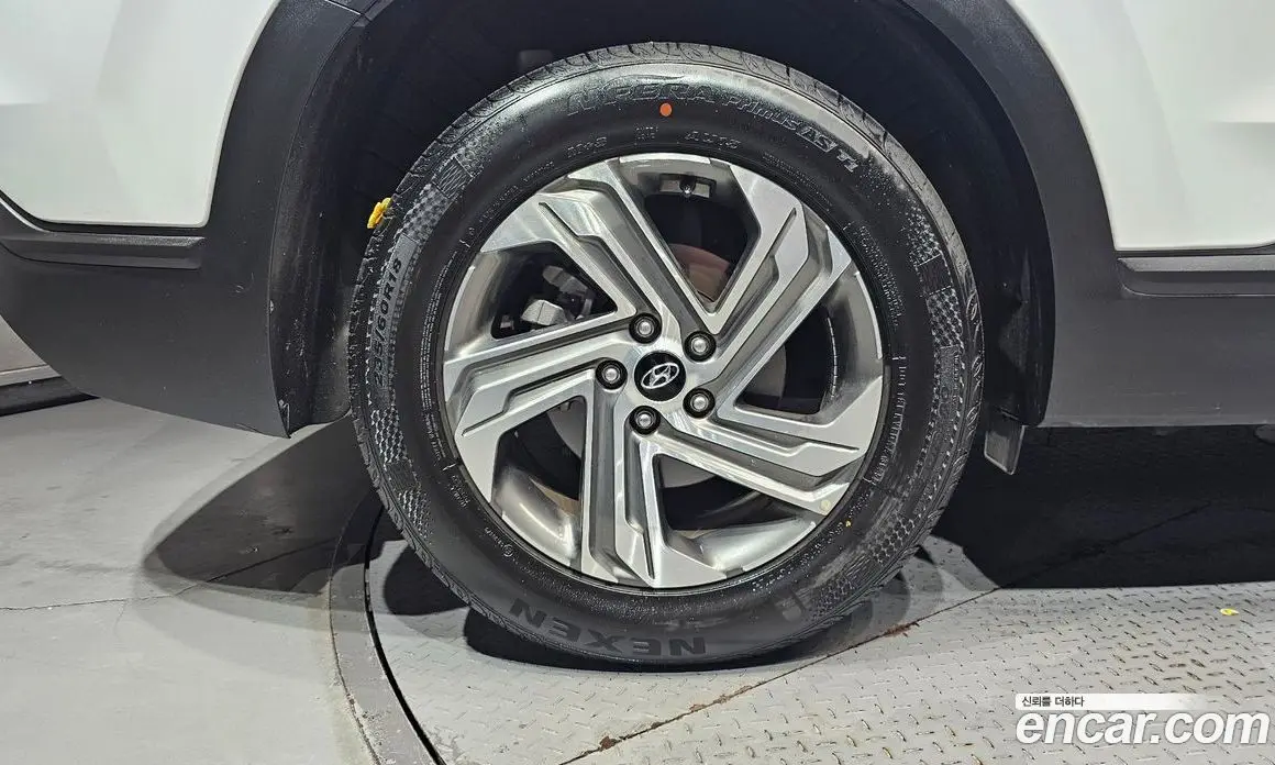 Hyundai Santa Fe 2020 2.2 автомат (гидро), фото 5