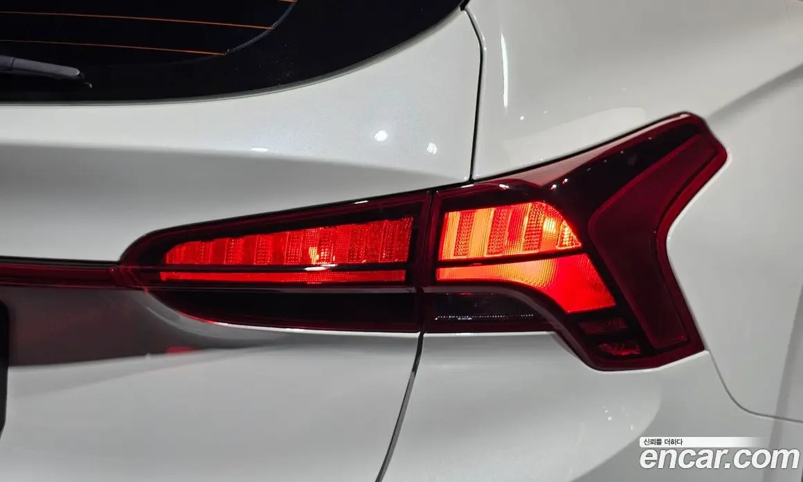 Hyundai Santa Fe 2020 2.2 автомат (гидро), фото 9