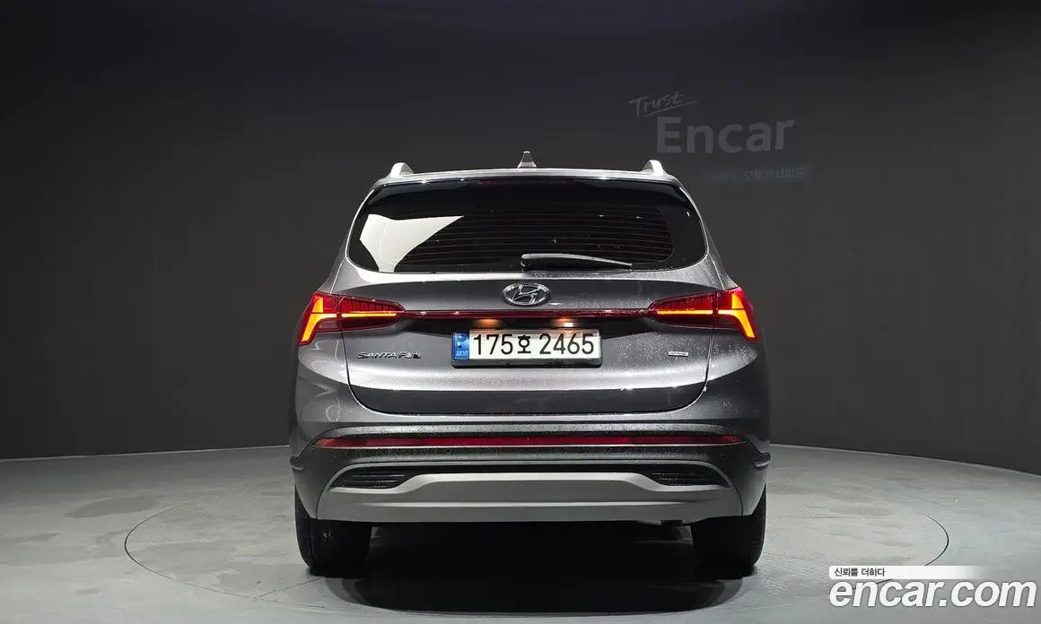 Hyundai Santa Fe 2023 2.5 автомат (гидро), фото 4