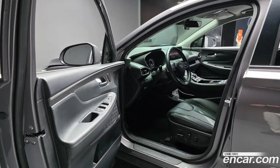 Hyundai Santa Fe 2023 2.5 автомат (гидро), фото 10