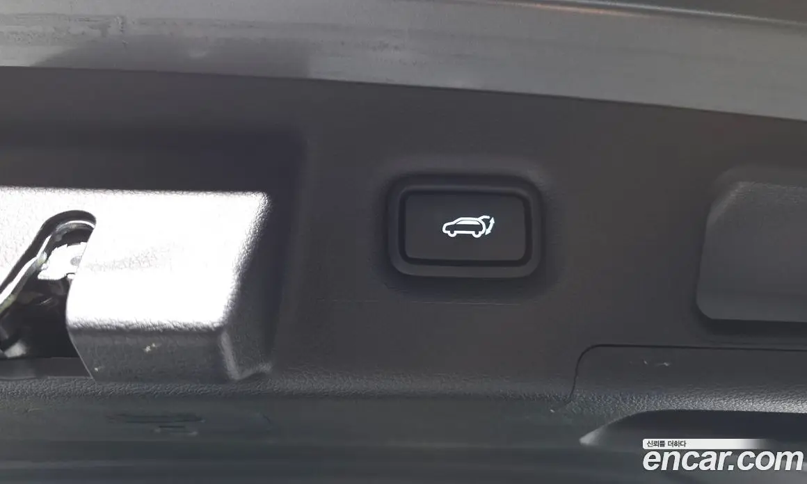Hyundai Santa Fe 2023 2.5 автомат (гидро), фото 26
