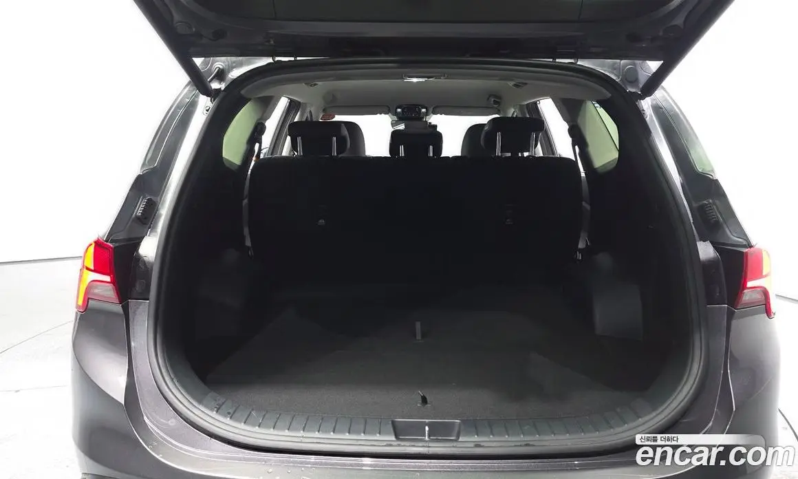 Hyundai Santa Fe 2023 2.5 автомат (гидро), фото 27
