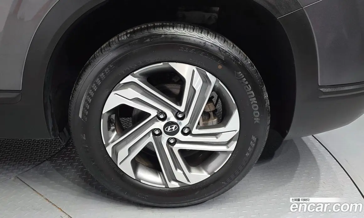Hyundai Santa Fe 2023 2.5 автомат (гидро), фото 7