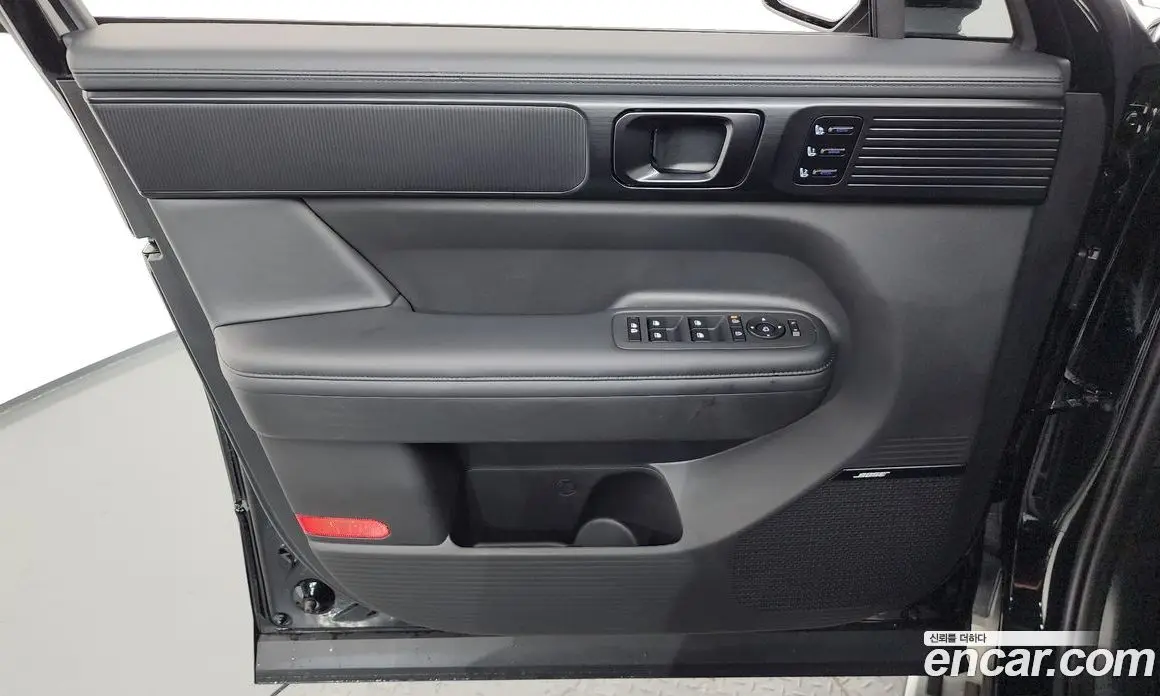 Hyundai Santa Fe 2024 1.6 автомат (гидро), фото 14