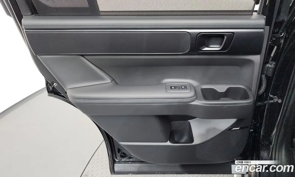 Hyundai Santa Fe 2024 1.6 автомат (гидро), фото 15