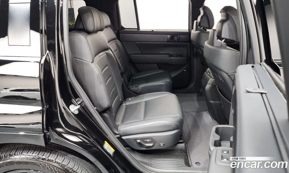 Hyundai Santa Fe 2024 1.6 автомат (гидро), фото 17