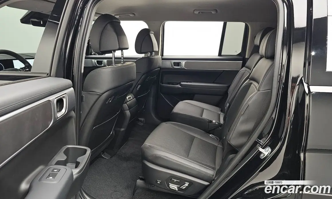 Hyundai Santa Fe 2024 1.6 автомат (гидро), фото 16