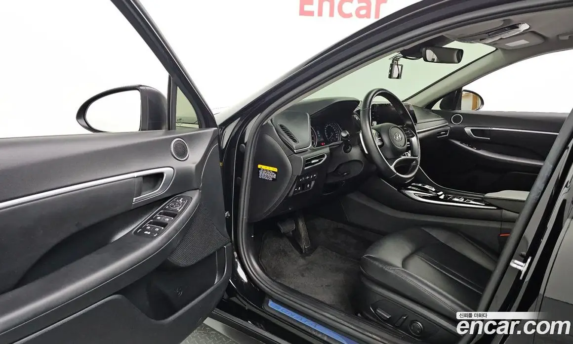 Hyundai Sonata 2020 2.0 автомат (гидро), фото 13