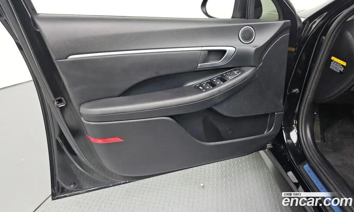 Hyundai Sonata 2020 2.0 автомат (гидро), фото 14