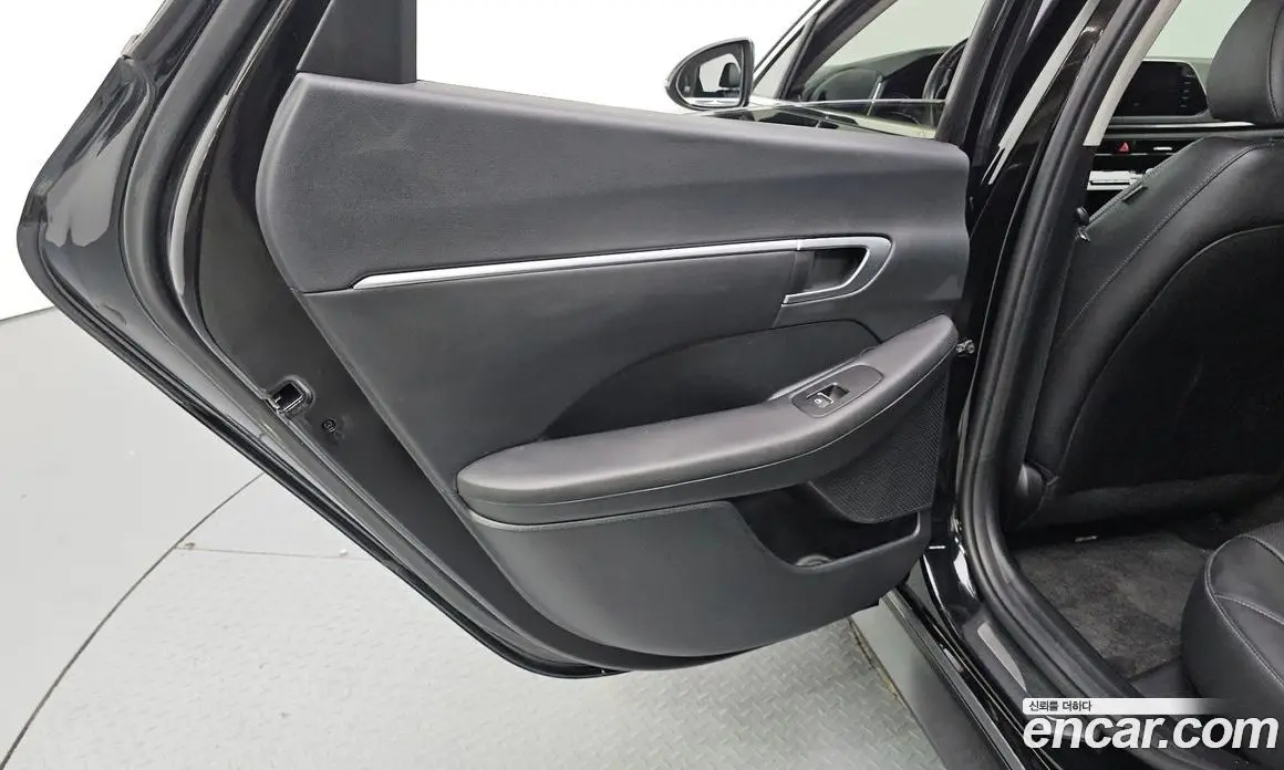 Hyundai Sonata 2020 2.0 автомат (гидро), фото 15