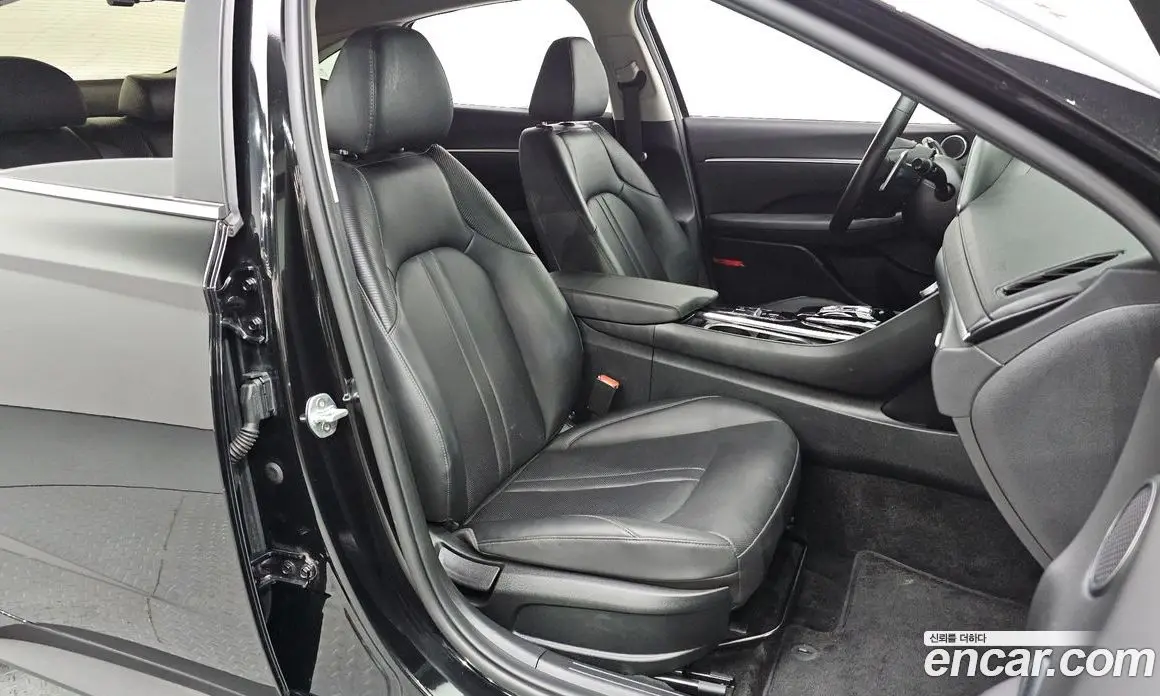 Hyundai Sonata 2020 2.0 автомат (гидро), фото 18
