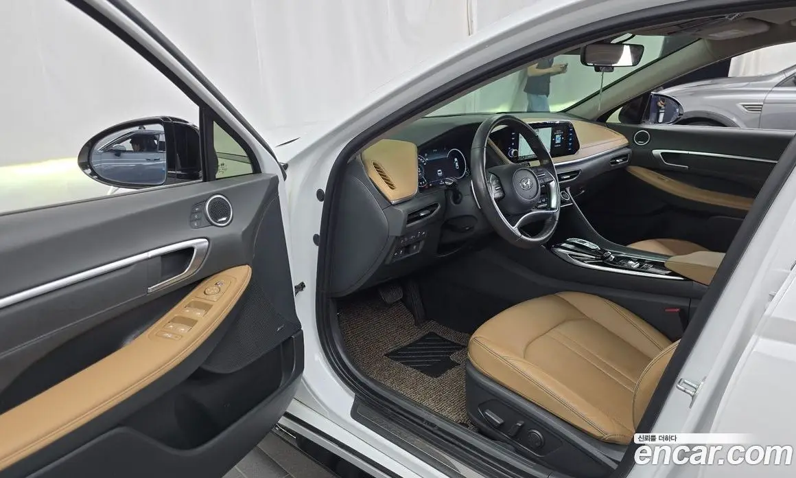 Hyundai Sonata 2021 2.0 автомат (гидро), фото 13
