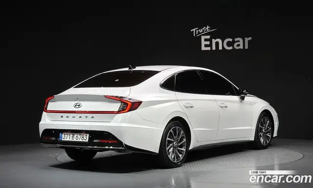 Hyundai Sonata 2022 2.0 автомат (гидро), миниатюра 2