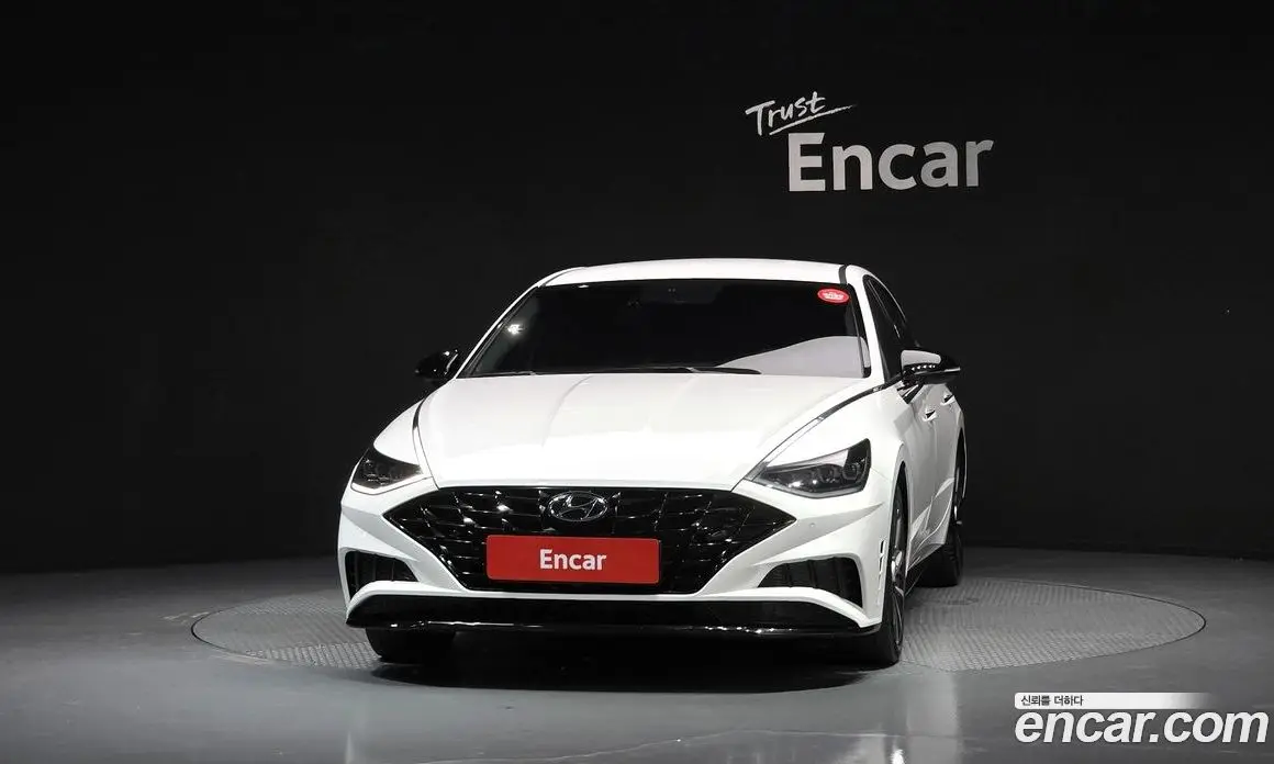 Hyundai Sonata 2022 2.0 автомат (гидро), фото 3
