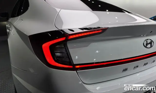 Hyundai Sonata 2022 2.0 автомат (гидро), миниатюра 9