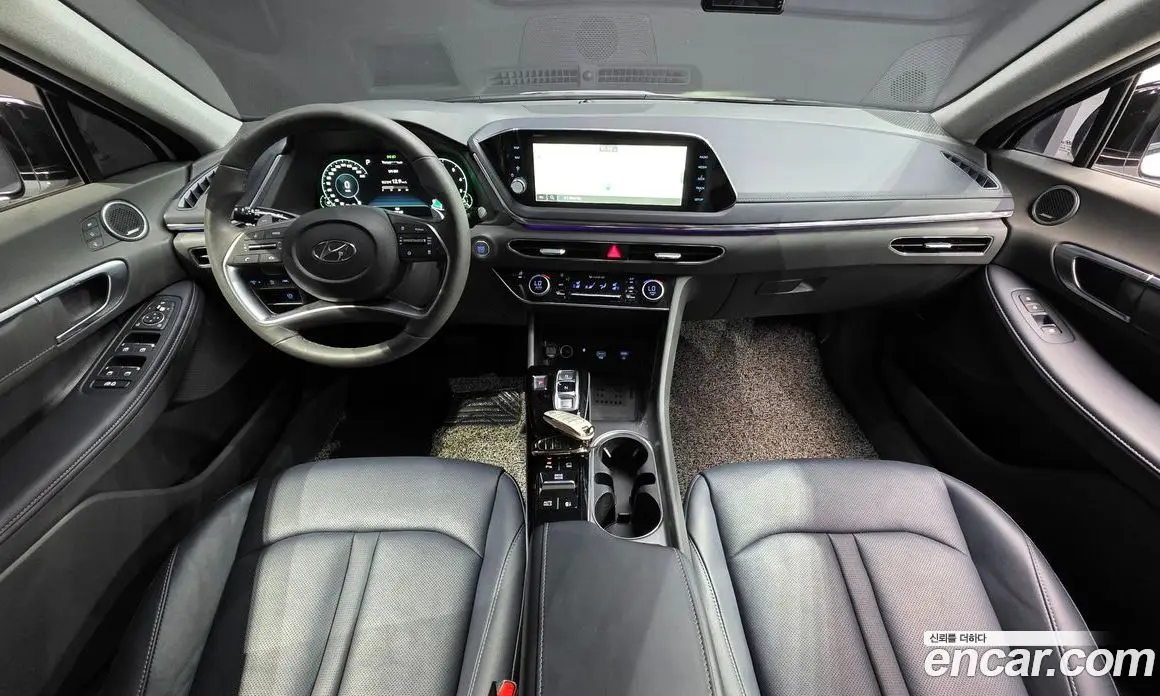 Hyundai Sonata 2022 2.0 автомат (гидро), фото 10