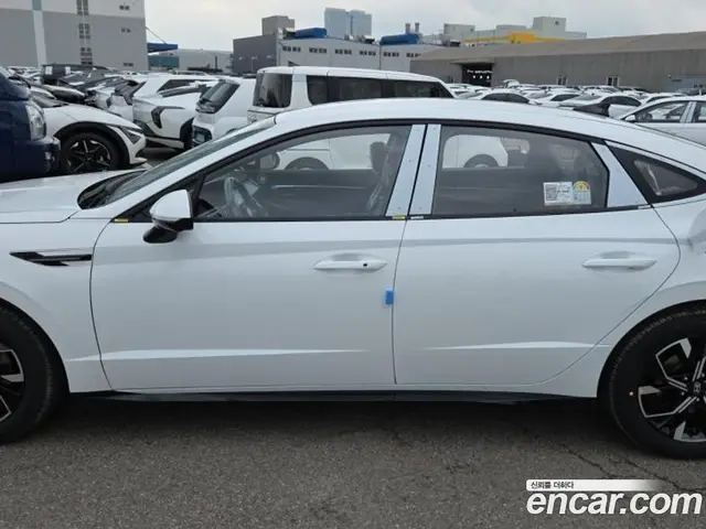 Hyundai Sonata 2026 1.6 автомат (гидро), миниатюра 12