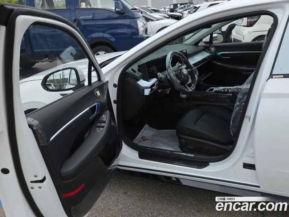 Hyundai Sonata 2026 1.6 автомат (гидро), фото 6