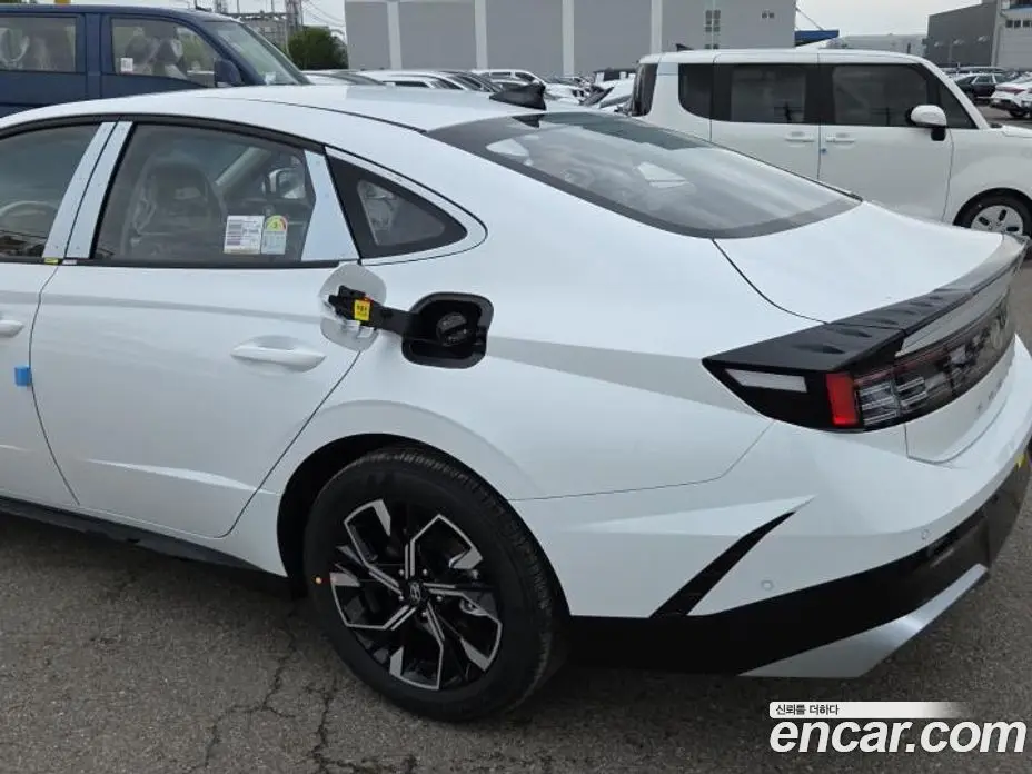 Hyundai Sonata 2026 1.6 автомат (гидро), фото 10