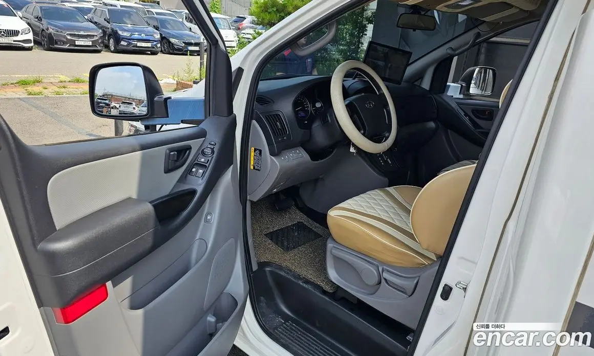 Hyundai Starex 2020 2.5 автомат (гидро), фото 10