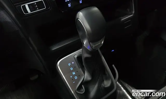 Hyundai Staria 2021 3.5 автомат (гидро), миниатюра 12